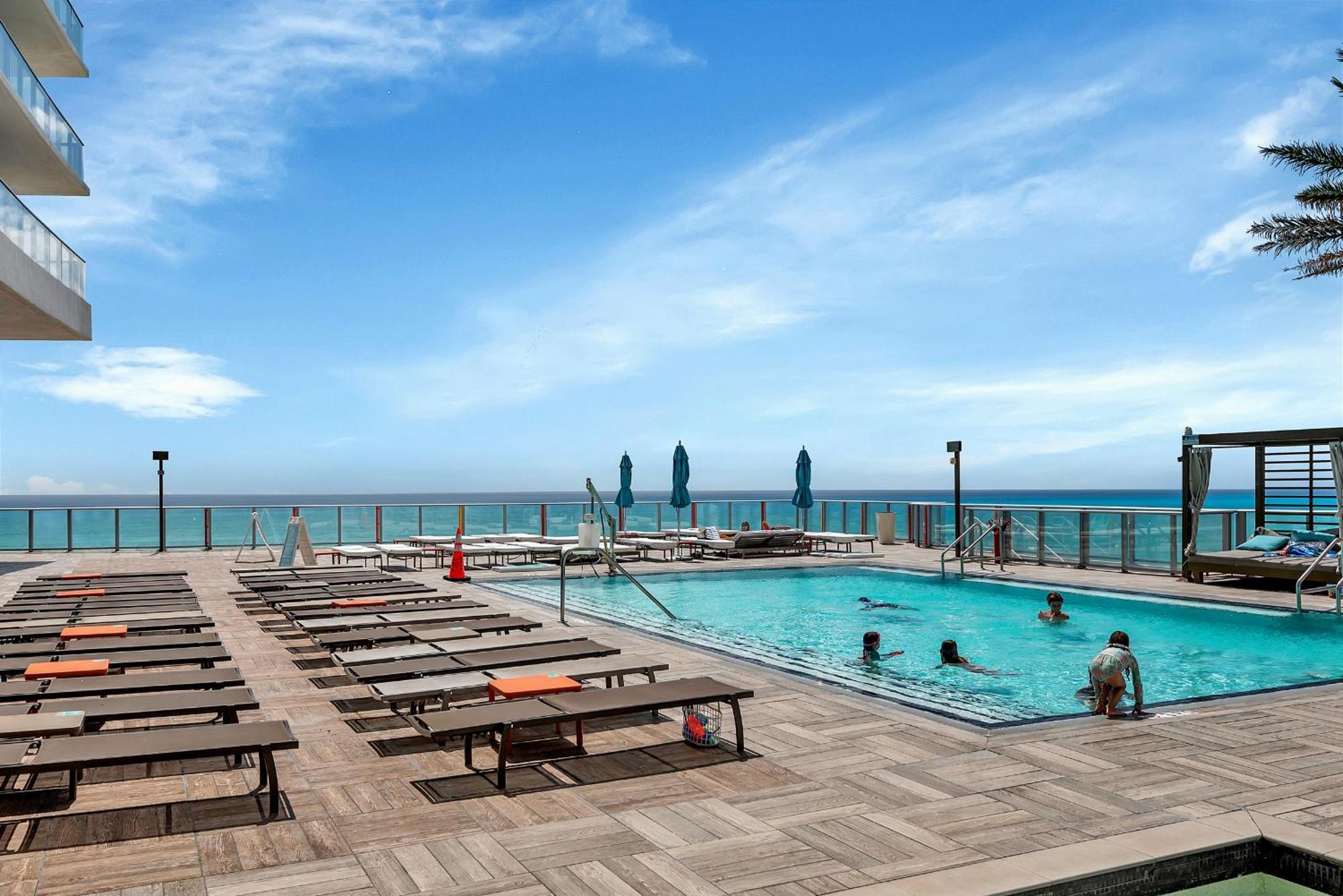 1502 - Stunning Ocean View At The Beach Apartment Hollywood Bagian luar foto